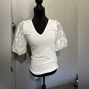 Elegant White Lace Sleeve Women's Top